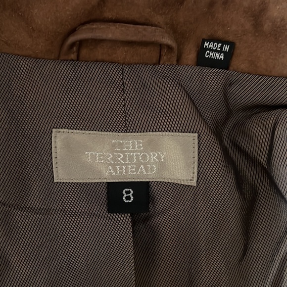 The Territory Ahead Genuine Leather Blazer - Picture 6 of 8